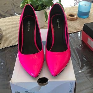 Hot Pink used heels